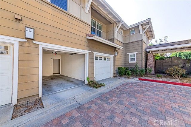 735 Francesca 202, Walnut, CA 91789