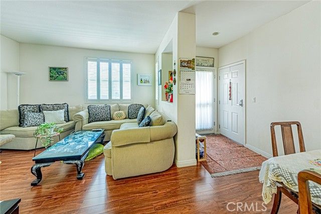 735 Francesca 202, Walnut, CA 91789