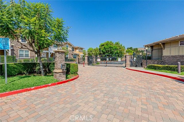 735 Francesca 202, Walnut, CA 91789