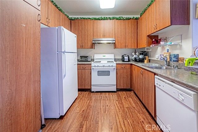 735 Francesca 202, Walnut, CA 91789