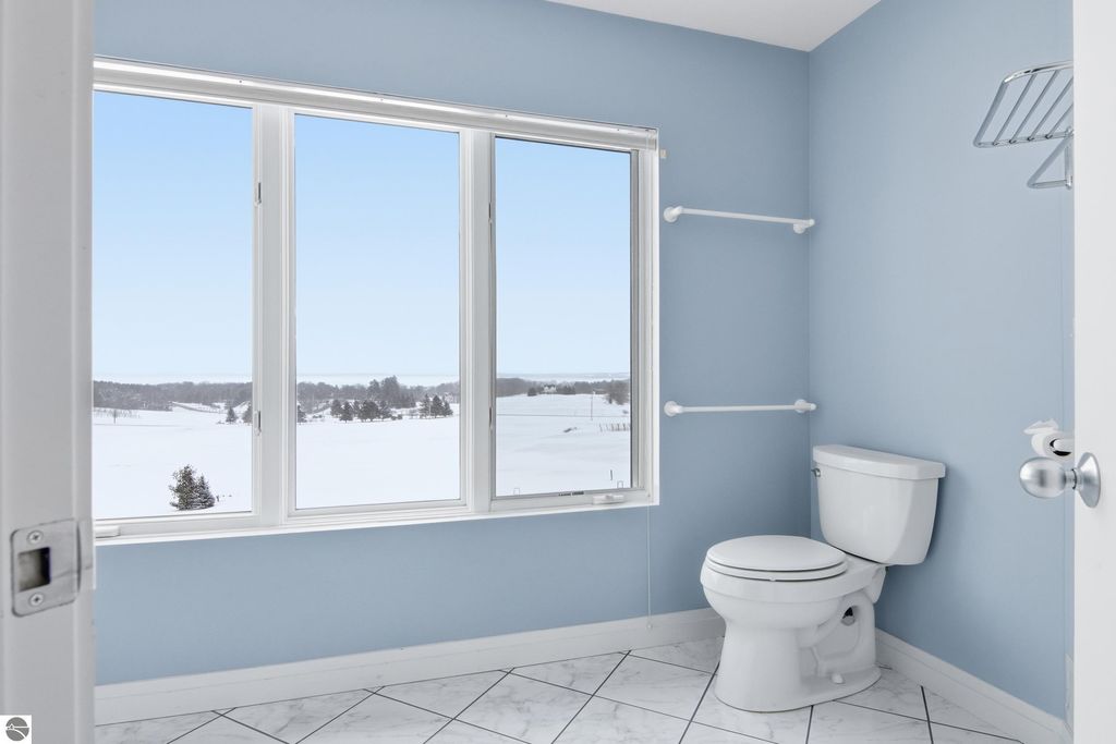 Image 26 of property listing at 7852 Underwood Ridge, Traverse City, MI 49686