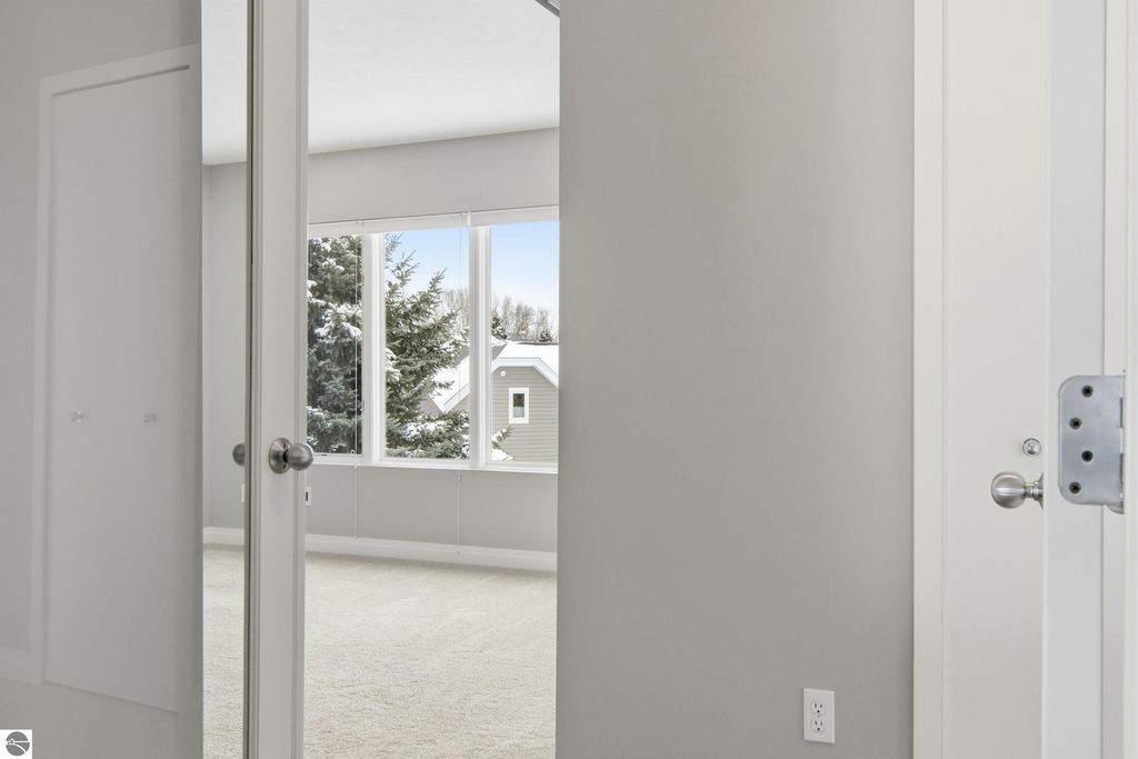 Image 32 of property listing at 7852 Underwood Ridge, Traverse City, MI 49686