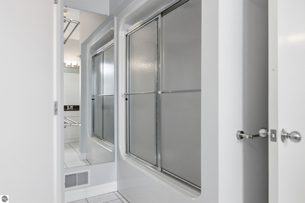 Image 36 of property listing at 7852 Underwood Ridge, Traverse City, MI 49686