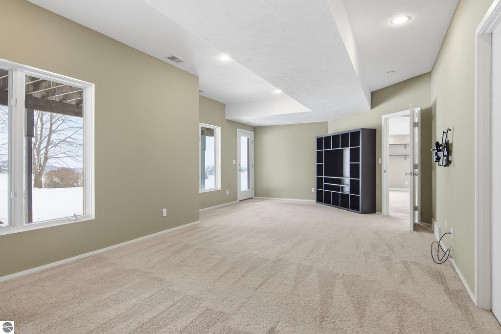 Image 39 of property listing at 7852 Underwood Ridge, Traverse City, MI 49686