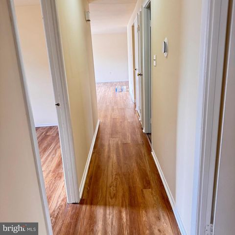 820 BARKLEY DR, Fredericksburg, VA 22407