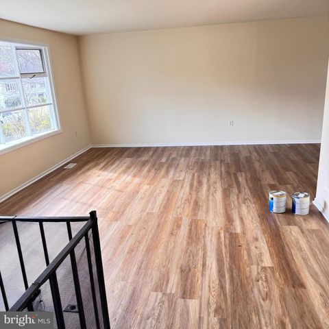 820 BARKLEY DR, Fredericksburg, VA 22407