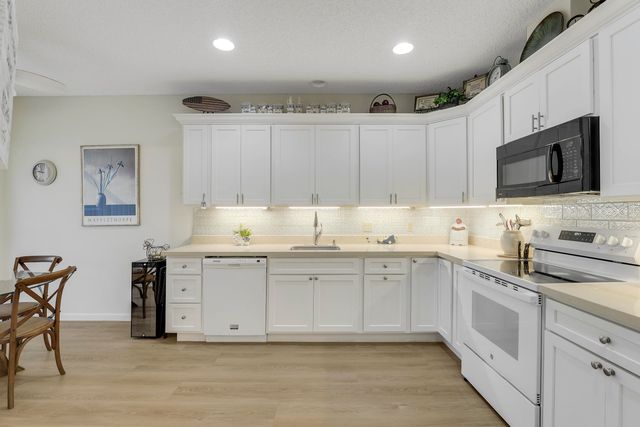 110 Legendary Circle, Palm Beach Gardens, FL 33418
