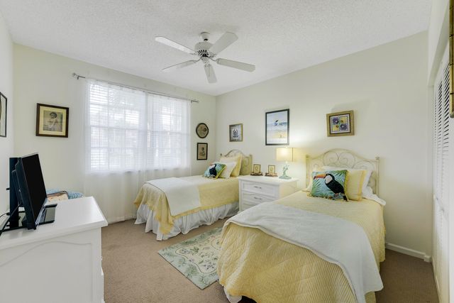 110 Legendary Circle, Palm Beach Gardens, FL 33418