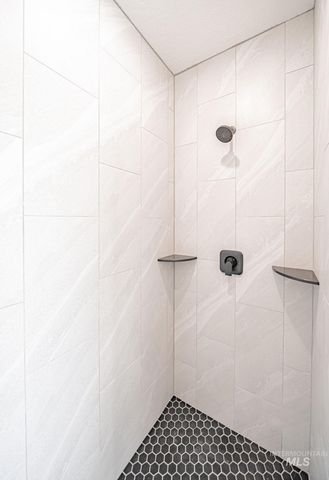 102 N Stocktrail Dr, Rigby, ID 83442