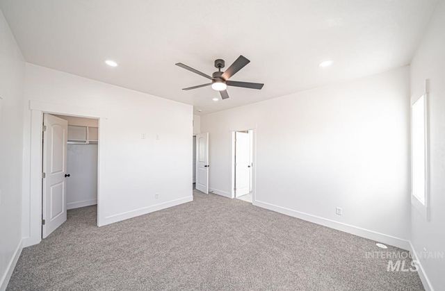 102 N Stocktrail Dr, Rigby, ID 83442