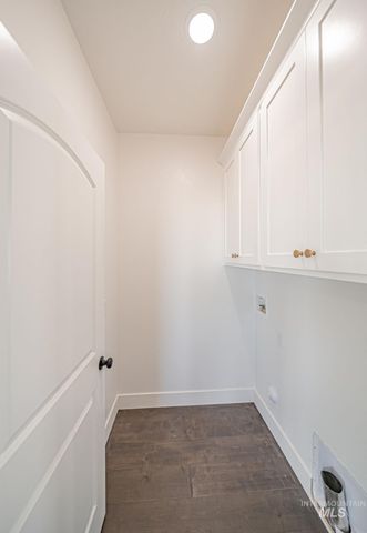 102 N Stocktrail Dr, Rigby, ID 83442