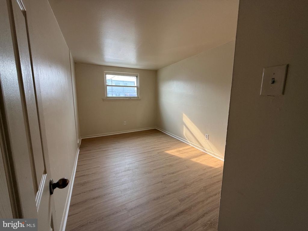 9440 KIRKWOOD RD, PHILADELPHIA, PA 19114 — photo 5