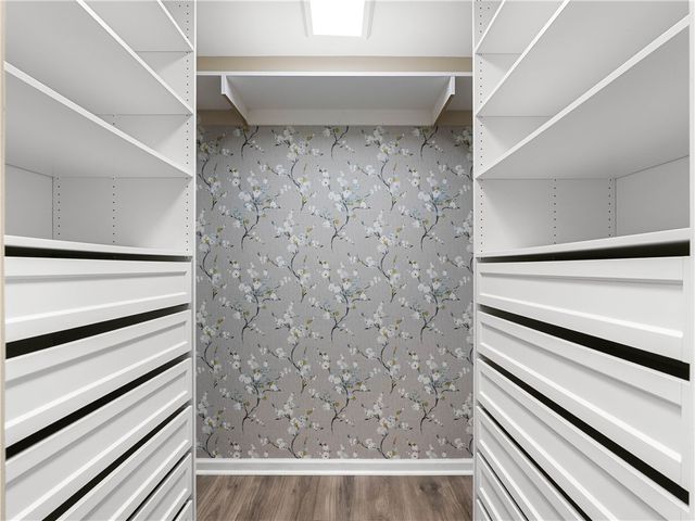 104 Emerald Pointe Drive, Seneca, SC 29672