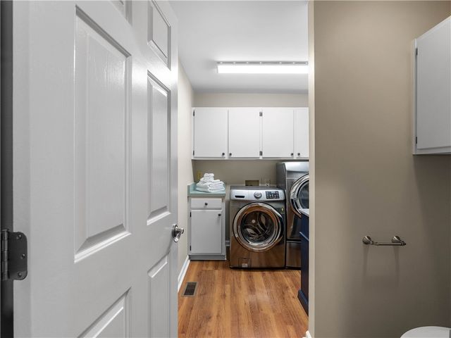 104 Emerald Pointe Drive, Seneca, SC 29672