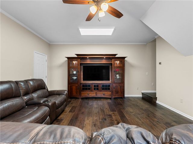 104 Emerald Pointe Drive, Seneca, SC 29672