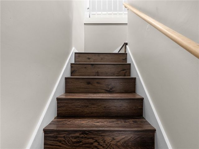 104 Emerald Pointe Drive, Seneca, SC 29672