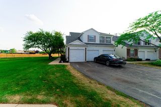737 W Streamwood Boulevard B, Streamwood, IL 60107