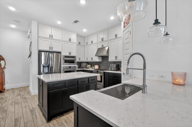 2341 Longspur Drive, Fort Worth, TX 76008