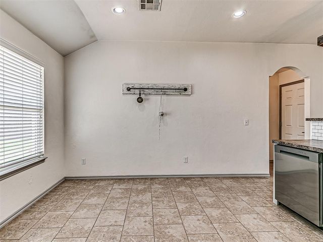 11804 NW 133rd Street, Piedmont, OK 73078