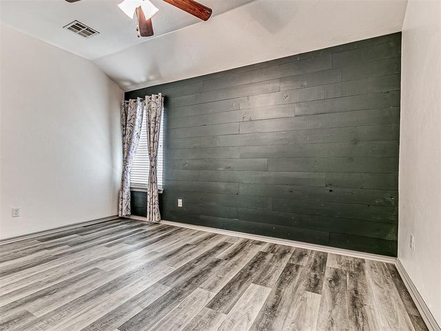 11804 NW 133rd Street, Piedmont, OK 73078