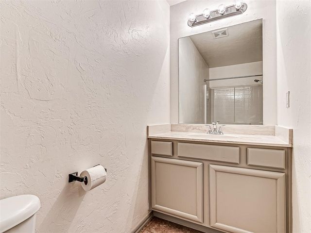 11804 NW 133rd Street, Piedmont, OK 73078