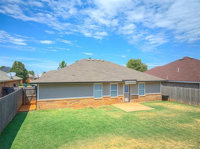 11804 NW 133rd Street, Piedmont, OK 73078
