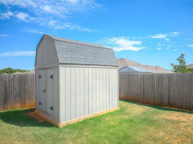 11804 NW 133rd Street, Piedmont, OK 73078