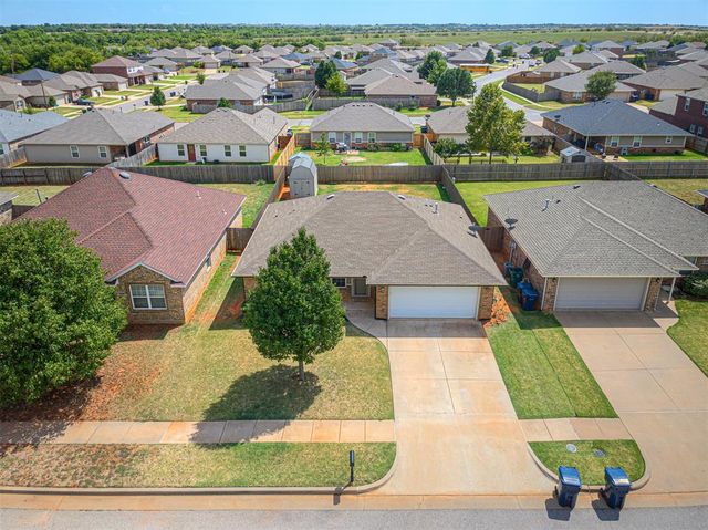 11804 NW 133rd Street, Piedmont, OK 73078