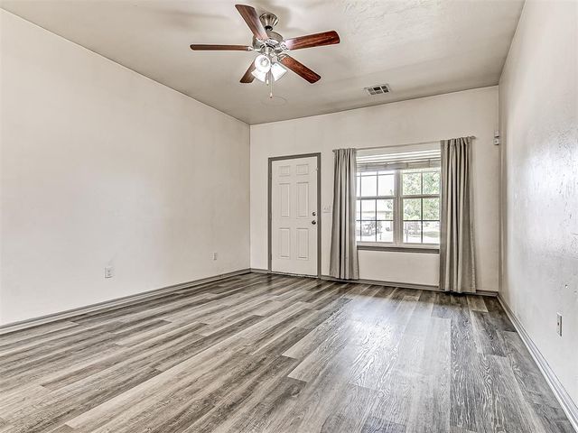 11804 NW 133rd Street, Piedmont, OK 73078