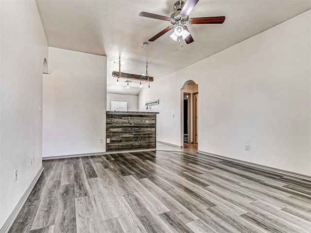 11804 NW 133rd Street, Piedmont, OK 73078