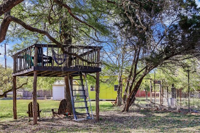 10133 Oliver DR, Austin, TX 78737