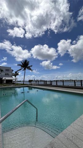 1100 Venetian Way 2B, Miami, FL 33139
