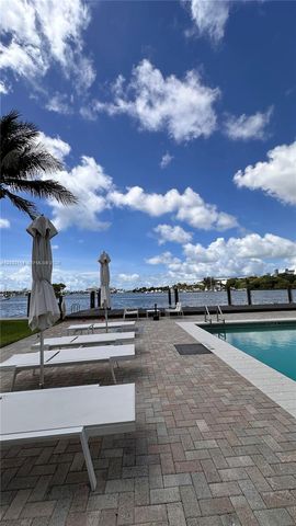 1100 Venetian Way 2B, Miami, FL 33139