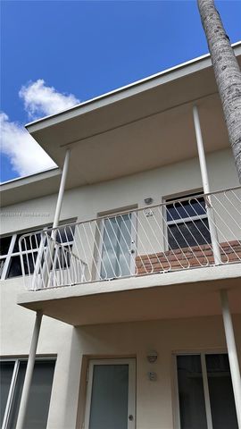 1100 Venetian Way 2B, Miami, FL 33139