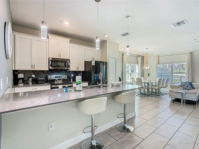 1264 CHALLENGE DRIVE 1264, Davenport, FL 33896