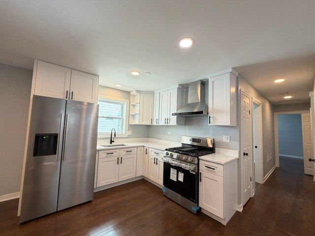 6615 S Hoyne Avenue, Chicago, IL 60636
