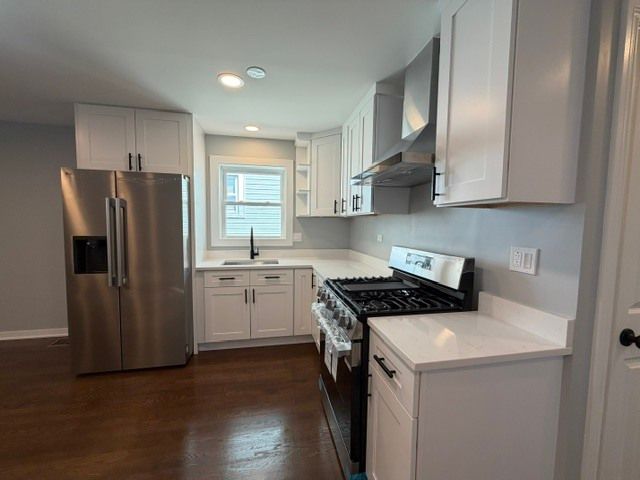6615 S Hoyne Avenue, Chicago, IL 60636
