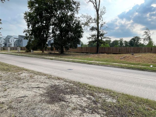 00 T C Jester Boulevard, Houston, TX 77091