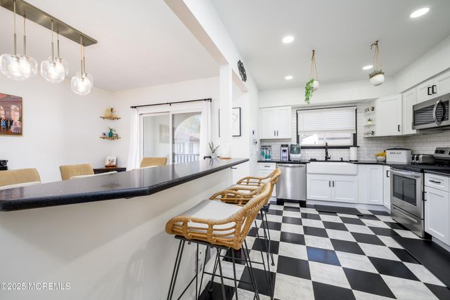 83 Tower Hill Drive, Red Bank, NJ 07701