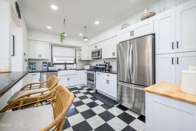 83 Tower Hill Drive, Red Bank, NJ 07701