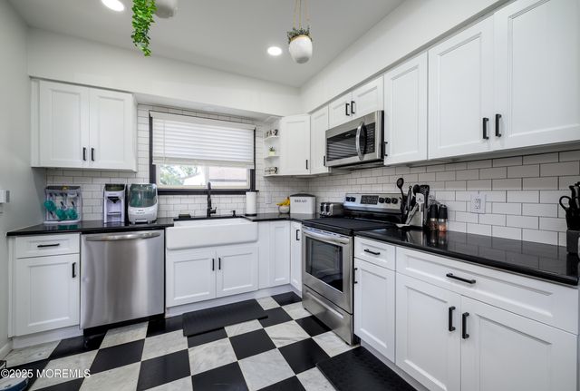 83 Tower Hill Drive, Red Bank, NJ 07701