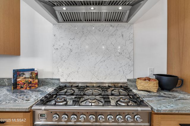 14317 N SILENT SKY Place, Marana, AZ 85658