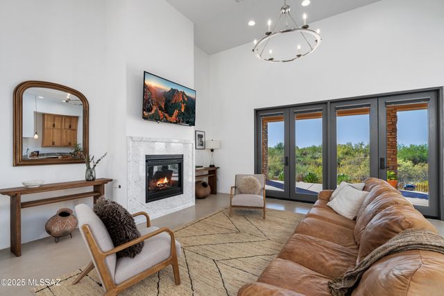 14317 N SILENT SKY Place, Marana, AZ 85658