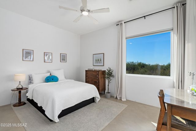 14317 N SILENT SKY Place, Marana, AZ 85658