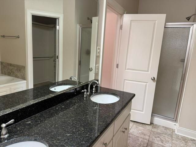2405 EIGHTEEN Loop, Conway, AR 72034