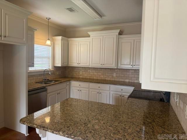 2405 EIGHTEEN Loop, Conway, AR 72034