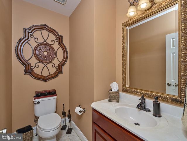 1280 TAYLOR DR, Langhorne, PA 19047