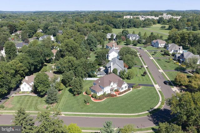 1280 TAYLOR DR, Langhorne, PA 19047
