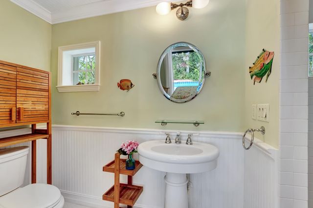 306 N Swinton Avenue, Delray Beach, FL 33444