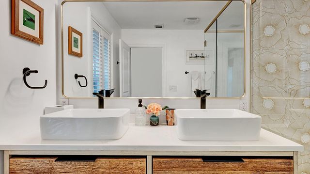 306 N Swinton Avenue, Delray Beach, FL 33444